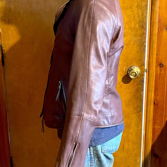 ❤️Elie TAHARI🌺100% Genuine Leather🌺Women’s Large Jacket. Made in Pakistan. - Picture 7 of 13